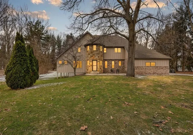 1st image of 2694 Ashville Dr, Grand Rapids, MI 49525 | MLS# 70520089
