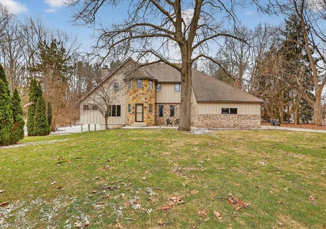 2nd image of 2694 Ashville Dr, Grand Rapids, MI 49525 | MLS# 70520089