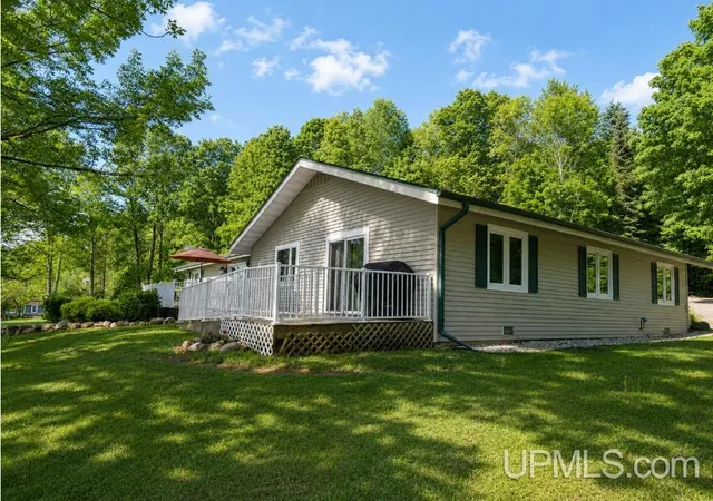 Homes for sale in Marenisco, MI | 9012 N M64 Hwy, Marenisco, MI 49967 | MLS# 50200298