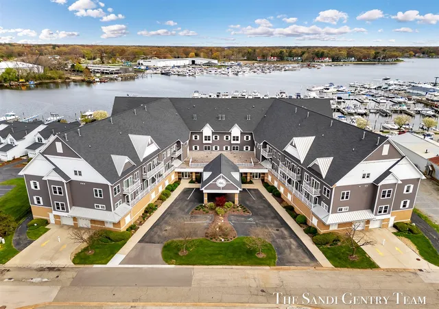 Homes for sale in Spring Lake, MI | 917 W Savidge St #1, Spring Lake, MI 49456 | MLS# 70516426