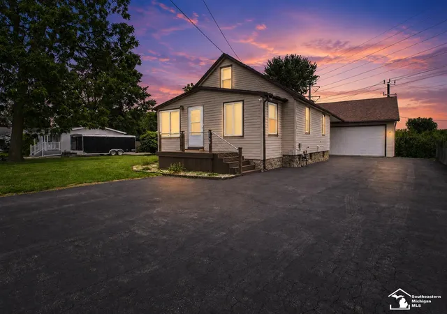 Photo 1 of Sale Pending at 1706 Hemlock St, Monroe, MI 48162 | MLS# 50219564 | Listing updated on 2026-09-03