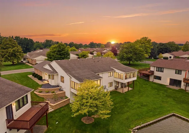 Listing Photo 2 - Condo for sale in building located at 1003 Byp Dr, Byron Center, MI 49315 - Unit #