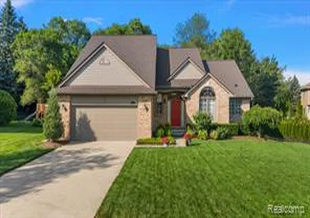Homes for sale in Rochester Hills, MI | 3359 Paddington Ct, Rochester Hills, MI 48309 | MLS# 61009802