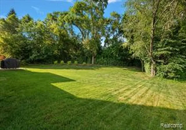 Homes for sale in Rochester Hills, MI | 3359 Paddington Ct, Rochester Hills, MI 48309 | MLS# 61009802