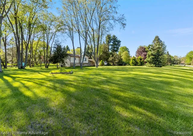 Homes for sale in Milford, MI | 1250 Shotey Ct, Milford, MI 48380 | MLS# 60993551