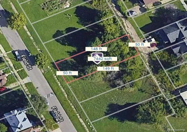3rd image of 2196 Field St, Detroit, MI 48214 | MLS# 60967882