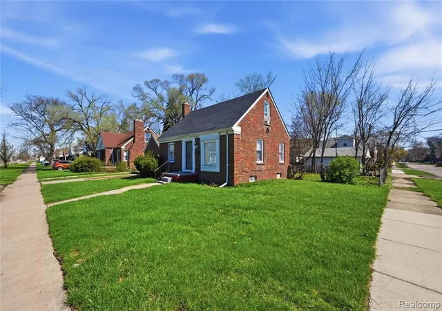 5th image of 5900 Cadieux Rd, Detroit, MI 48224 | MLS# 60983830