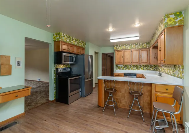 Photo 4 of Single family home for sale at 147 Caspian Cutoff Rd, Iron River, MI 49935 | MLS# 50219648 | Listing updated on 2026-09-14