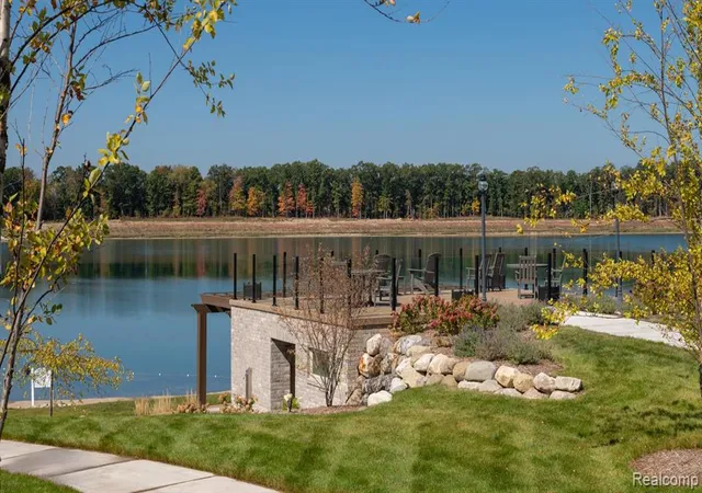 Photo 15 of Single family home for sale at 2420 Provencal Dr, Commerce Township, MI 48382 | MLS# 60975737 | Listing updated on 2026-08-13