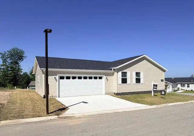 5th image of 2111 Vista View Dr #Lot: 30, Traverse City, MI 49686 | MLS# 80065878