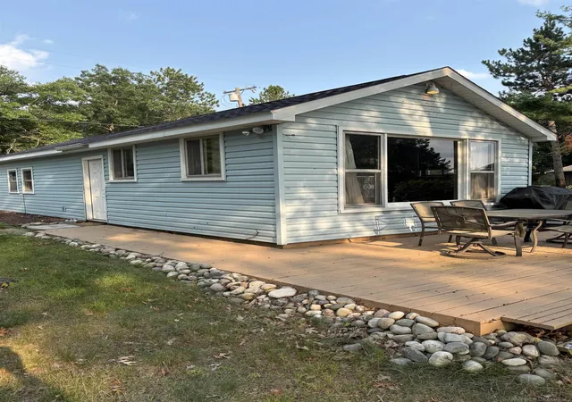 13th image of 7201 Loud Drs, Oscoda, MI 48750 | MLS# 50217487