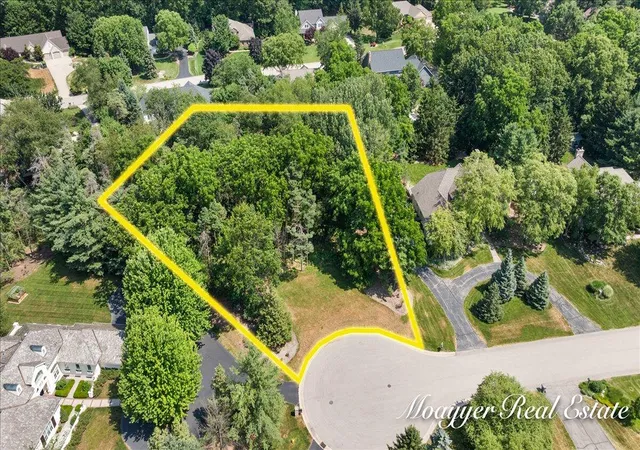 4th image of 2549 Ashwood Ct, Ada, MI 49301 | MLS# 70544783