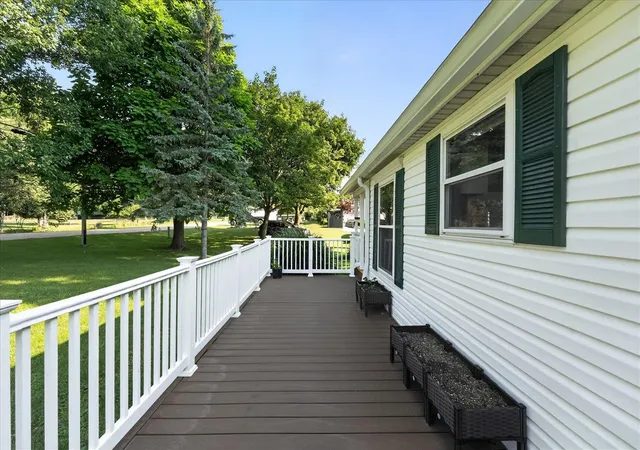 Photo 3 of Single family home for sale at 3280 Carlton Blvd, Jackson, MI 49203 | MLS# 70550959 | Listing updated on 2026-09-16