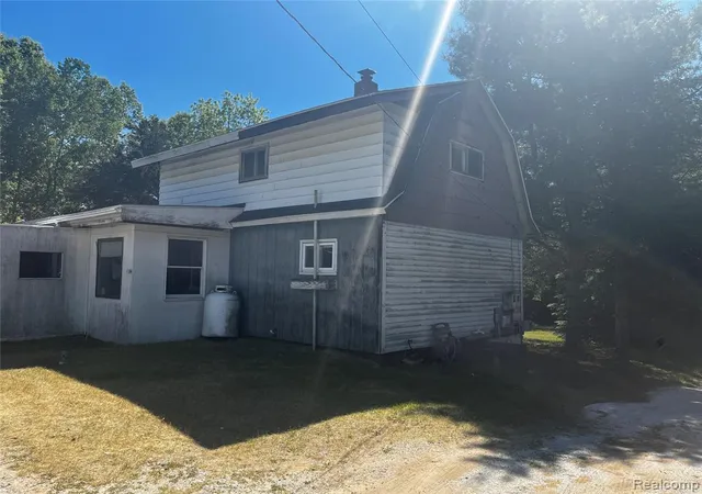 Homes for sale in Lapeer, MI | 3594 N Lapeer Rd, Lapeer, MI 48446 | MLS# 61005320