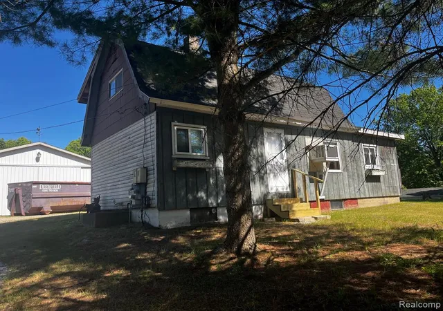 Homes for sale in Lapeer, MI | 3594 N Lapeer Rd, Lapeer, MI 48446 | MLS# 61005320