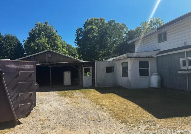 Homes for sale in Lapeer, MI | 3594 N Lapeer Rd, Lapeer, MI 48446 | MLS# 61005320