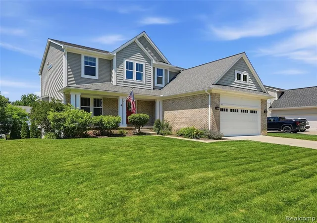 Photo 3 of Single family home for sale at 94 Blackberry Dr, White Lake, MI 48386 4419 | MLS# 61013711 | Listing updated on 2026-10-31