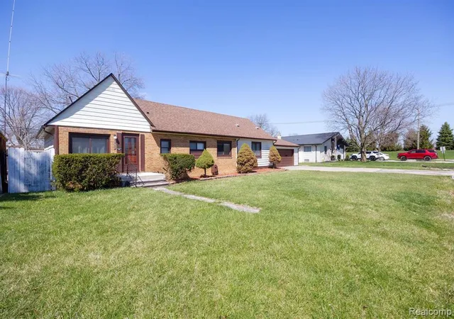 Homes for sale in Southgate, MI | 13750 Flanders St, Southgate, MI 48195 | MLS# 60983627