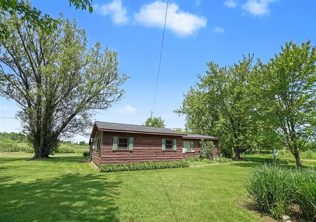 23rd image of 47920 42nd St, Paw Paw, MI 49079 | MLS# 70537360