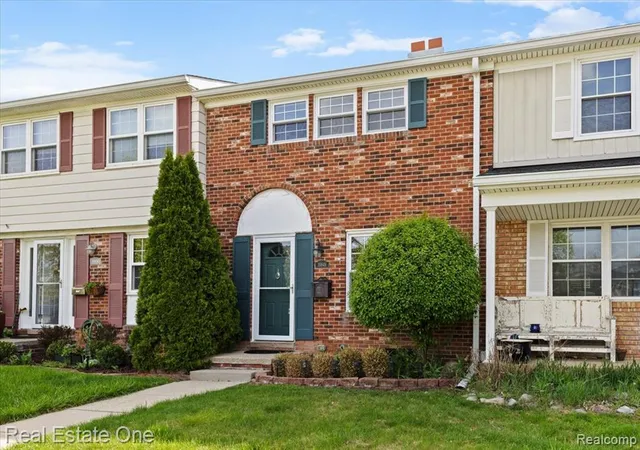 Homes for sale in Northville, MI | 19848 Irongate Ct, Northville, MI 48167 | MLS# 60994210