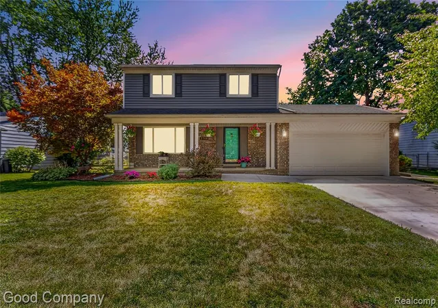 1st image of 3740 Horseshoe Dr, Troy, MI 48083 | MLS# 61022144