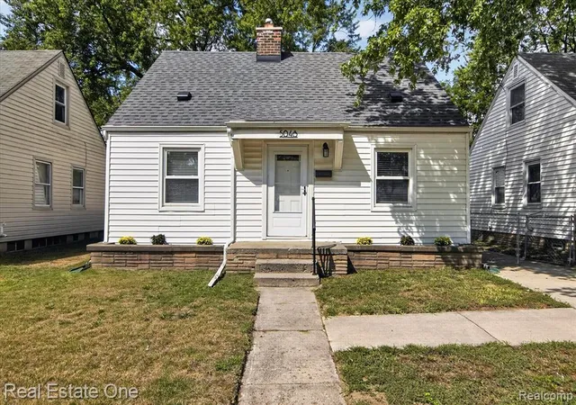 Photo 3 of Single family home for sale at 5048 Howe Rd, Wayne, MI 48184 2417 | MLS# 61024479 | Listing updated on 2026-08-30
