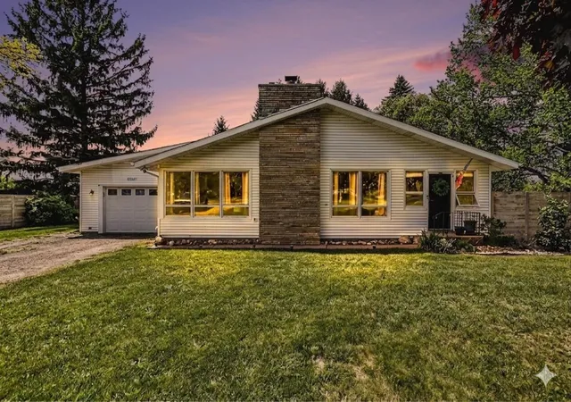 Homes for sale in South Haven, MI | 9010 73rd St, South Haven, MI 49090 | MLS# 70533798