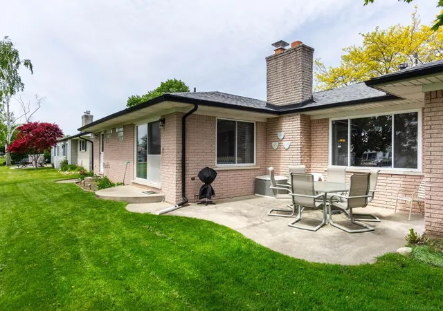 Homes for sale in Algonac, MI | 7233 Flamingo St, Algonac, MI 48001 | MLS# 50204568