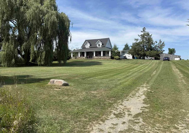 2nd image of 3600 Schmidt Rd, Gladwin, MI 48624 | MLS# 50219001