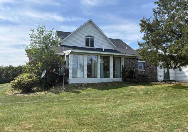 Photo 3 of Single family home for sale at 3600 Schmidt Rd, Gladwin, MI 48624 | MLS# 50219001 | Listing updated on 2026-09-09