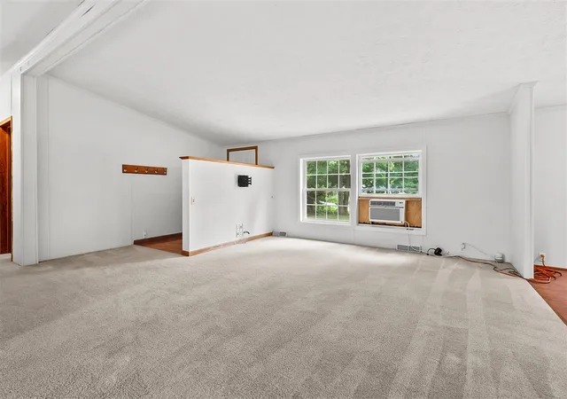 5th image of 38988 Paw Paw Rd, Paw Paw, MI 49079 | MLS# 70543831