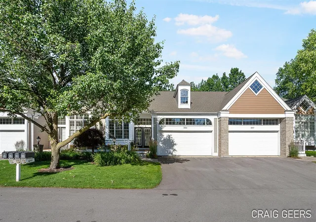 Photo 1 of Sale Pending at 2521 Forest Blf Dr #27, Grand Rapids, MI 49546 | MLS# 70540823 | Listing updated on 2026-06-30