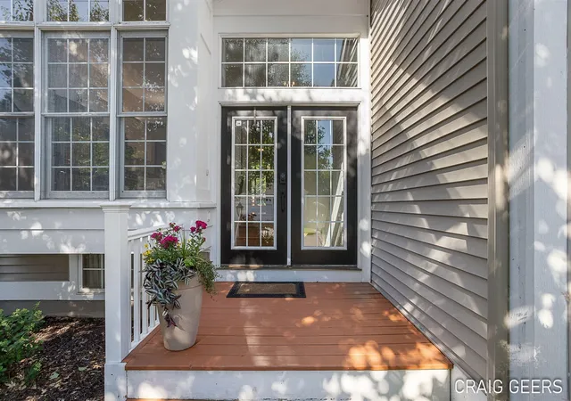 Photo 3 of Sale Pending at 2521 Forest Blf Dr #27, Grand Rapids, MI 49546 | MLS# 70540823 | Listing updated on 2026-06-30