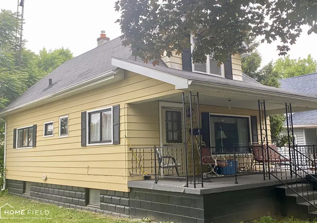 Homes for sale in Owosso, MI | 306 Genesee St, Owosso, MI 48867 | MLS# 50214638