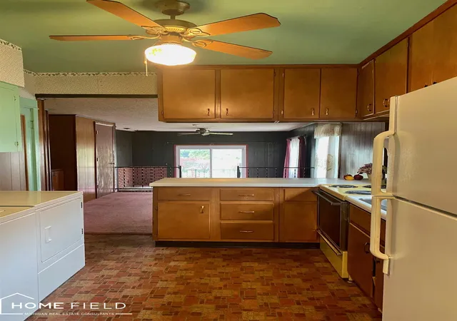 Homes for sale in Owosso, MI | 306 Genesee St, Owosso, MI 48867 | MLS# 50214638