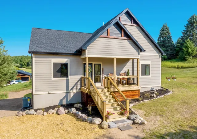 4th image of 4225 Schoolcraft Rd, Bellaire, MI 49615 | MLS# 80071563