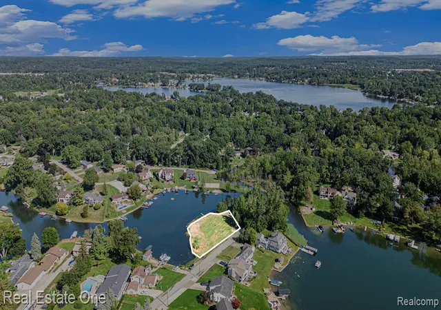 Photo 5 of Land for sale at 00 Coledale Dr, White Lake, MI 48386 | MLS# 60930625 | Listing updated on 2026-09-02
