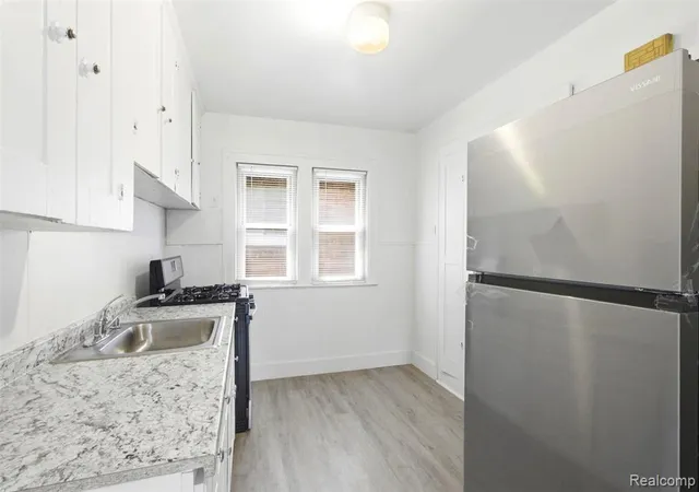 Photo 4 of Multi family home for sale at 17214 Roselawn St, Detroit, MI 48221 3232 | MLS# 61013039 | Listing updated on 2026-09-12