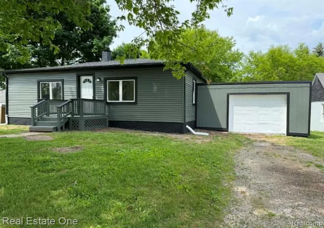 Homes for sale in Deckerville, MI | 3585 Marcus St, Deckerville, MI 48427 | MLS# 61011023