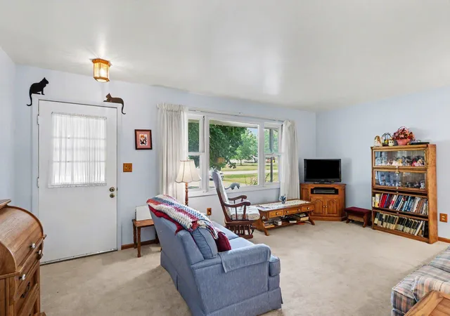 Homes for sale in Vassar, MI | 4823 Byron Dr, Vassar, MI 48768 | MLS# 50214225