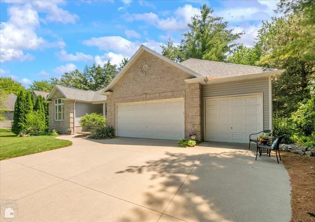Homes for sale in Fort Gratiot, MI | 3079 Sandy Oaks Ln, Fort Gratiot, MI 48059 | MLS# 50212579
