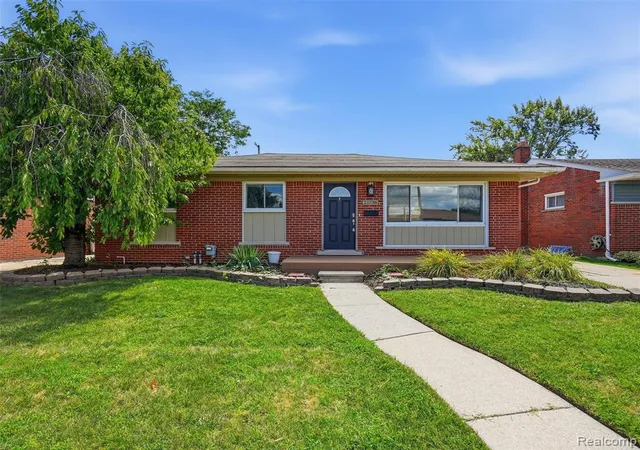 Photo 2 of Sale Pending at 21736 Timberidge St, Saint Clair Shores, MI 48082 1279 | MLS# 61022989 | Listing updated on 2026-08-26