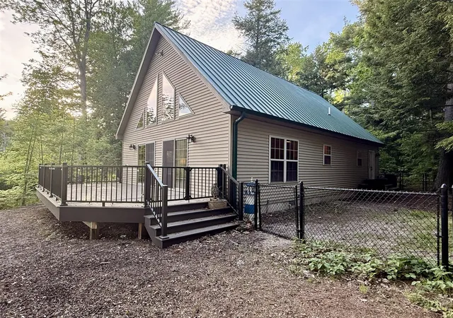 Homes for sale in Alden, MI | 6816 Thayer Lake Dr, Alden, MI 49612 | MLS# 70537088