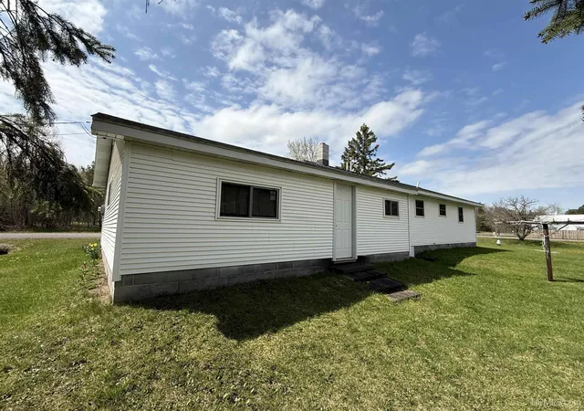 Homes for sale in Chassell, MI | 42976 Willson Memorial Dr, Chassell, MI 49916 | MLS# 50208206