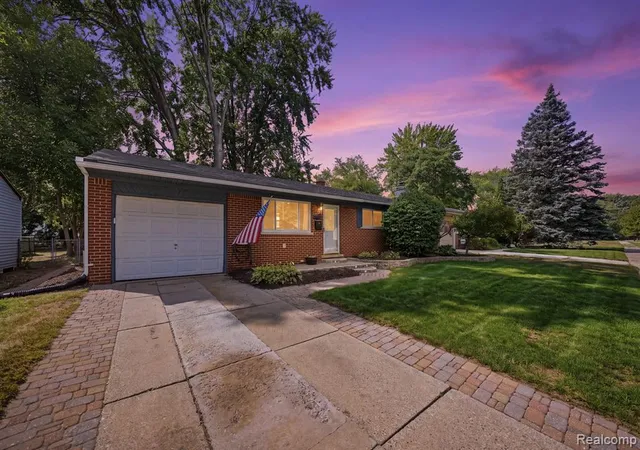 Photo 1 of Sale Pending at 41231 Memphis Dr, Sterling Heights, MI 48313 3354 | MLS# 61025486 | Listing updated on 2026-09-14