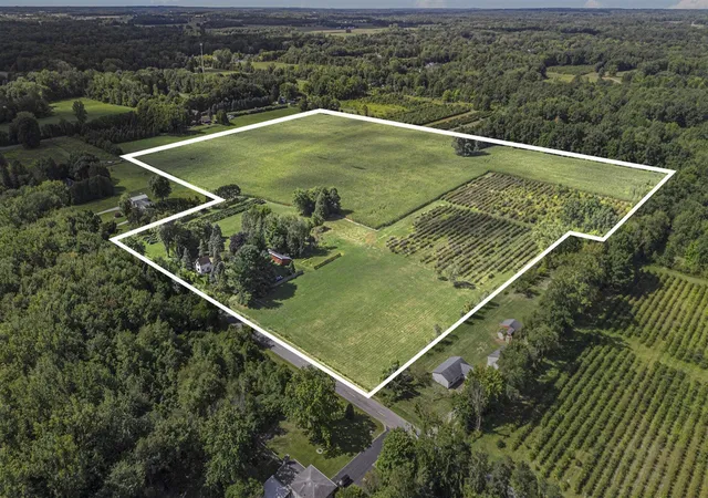 Photo 2 of Land for sale at 13090 Pardee Rd, Sawyer, MI 49125 | MLS# 70492673 | Listing updated on 2025-09-27