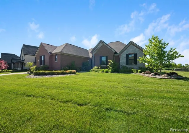 Homes for sale in Northville, MI | 51265 Chamberlin Ct, Northville, MI 48167 | MLS# 60997081