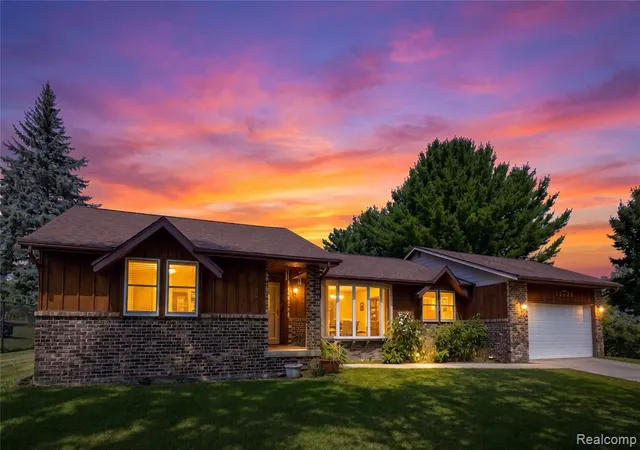 1st image of 12524 Linden Rd, Linden, MI 48451 9455 | MLS# 61023282