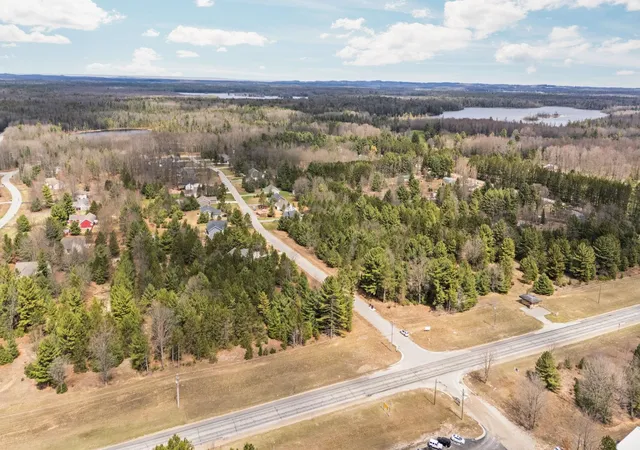 Homes for sale in Interlochen, MI | #33 Old Cabin Dr, Interlochen, MI 49634 | MLS# 80067117