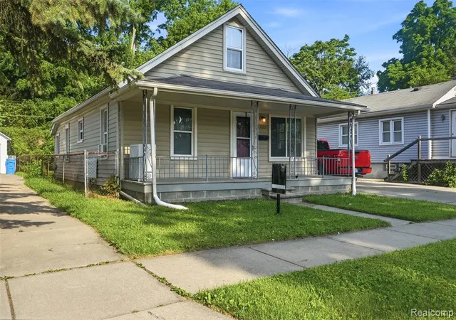 Photo 2 of Single family home for sale at 27085 Dartmouth St, Madison Heights, MI 48071 | MLS# 61013569 | Listing updated on 2026-07-23
